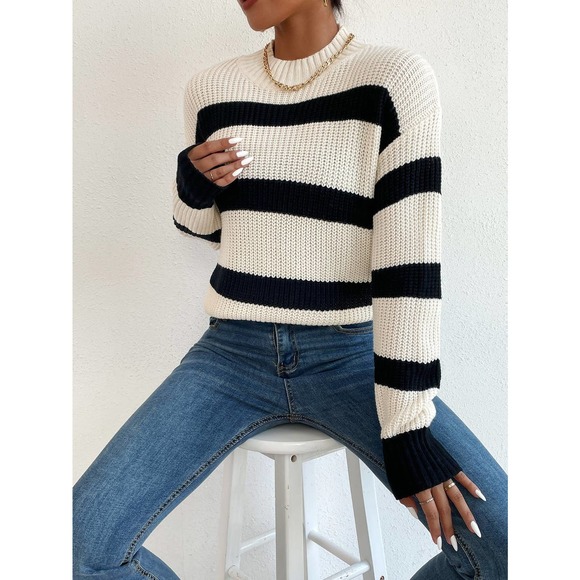Striped preppy soft knit Sweater mock neck stand collar cream black stripe - Picture 7 of 7